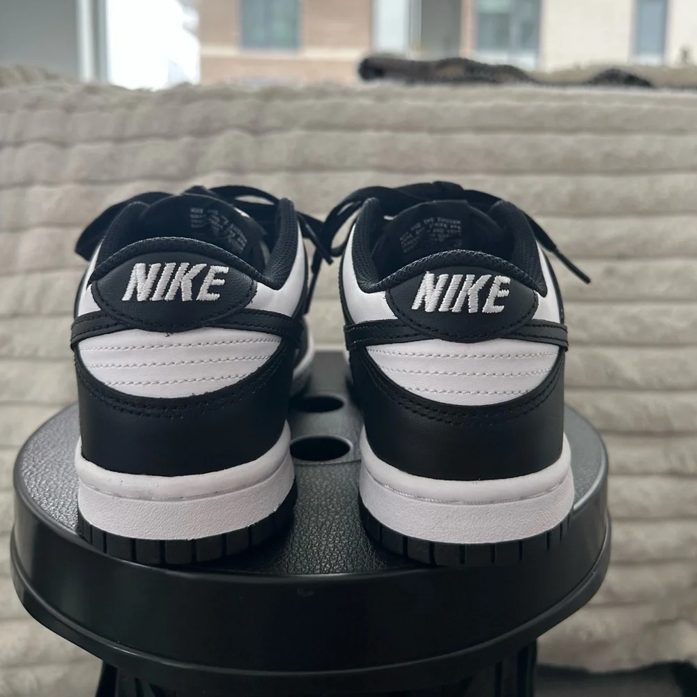 Panda Dunks - Picture 3 of 5